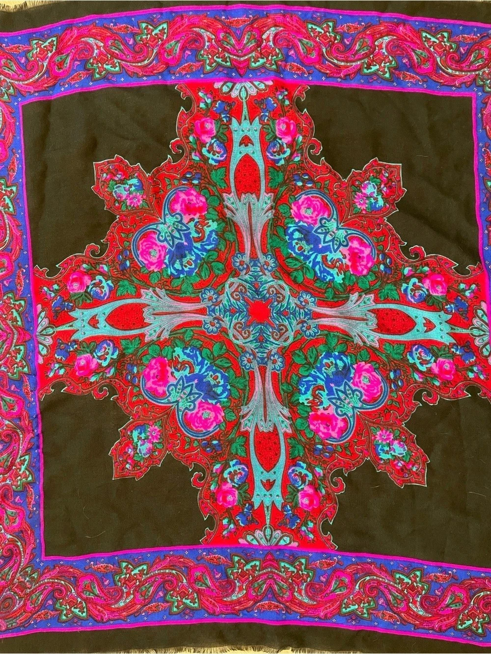 Berkshire 30”x30” vintage 1980’s Square Scarf in Black & Pink - Picture 3 of 3